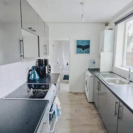 Chic 2 Bedroom Appartement Bristol