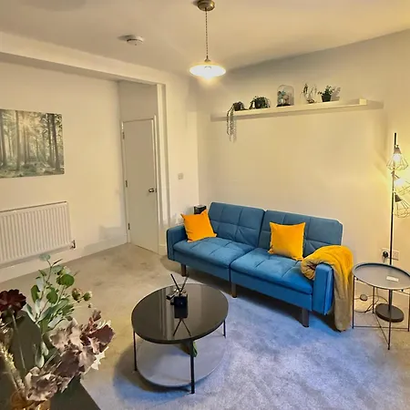 Apartment Chic 2 Bedroom