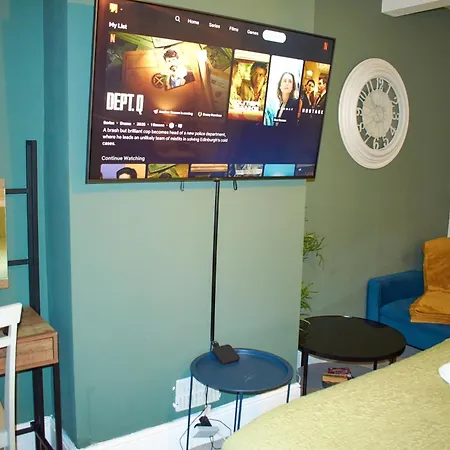 3-bedroom House Close To Centre And M5 With Garden And Parking * Bristol