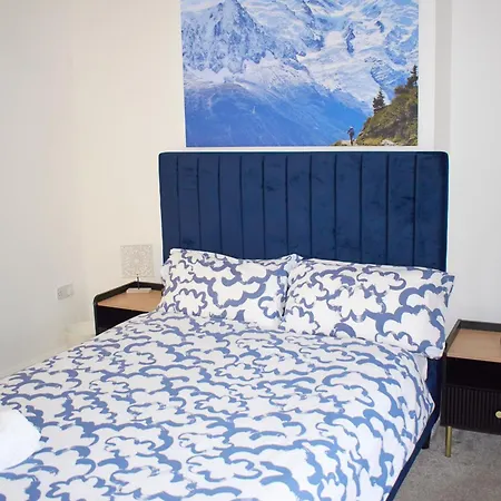 3-bedroom House Close To Centre And M5 With Garden And Parking * Bristol